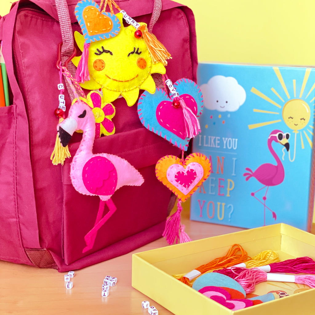 Deco Backpack Charms Felt Art Set